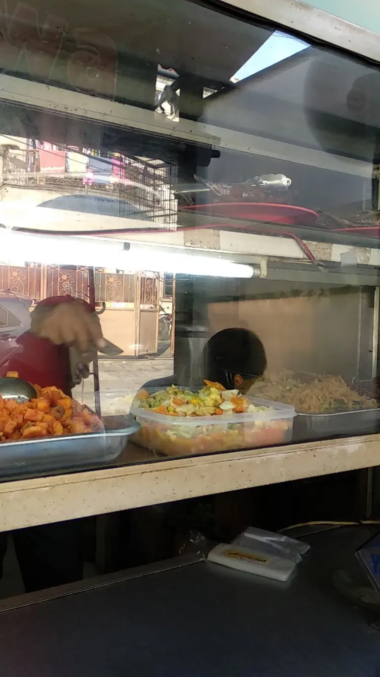 Warung Nasi Campur Kanwa 4