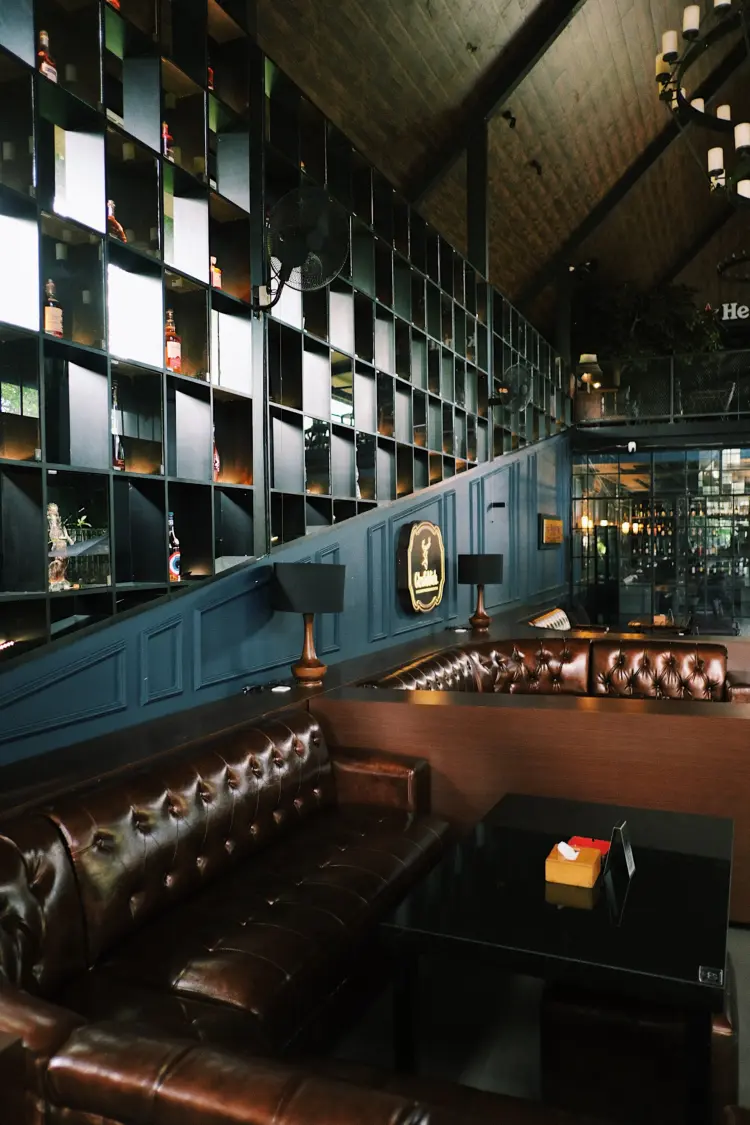 ESKALA Eatery Bar & Coffee 1