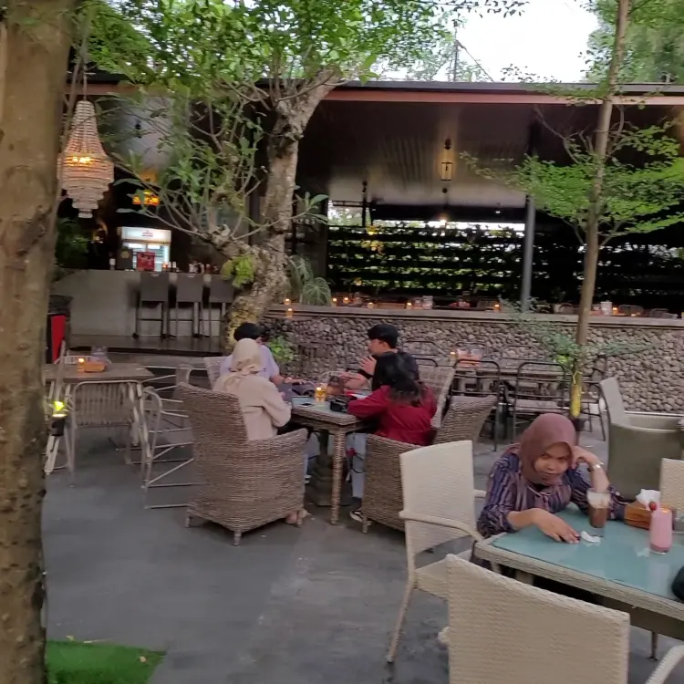 ESKALA Eatery Bar & Coffee 3