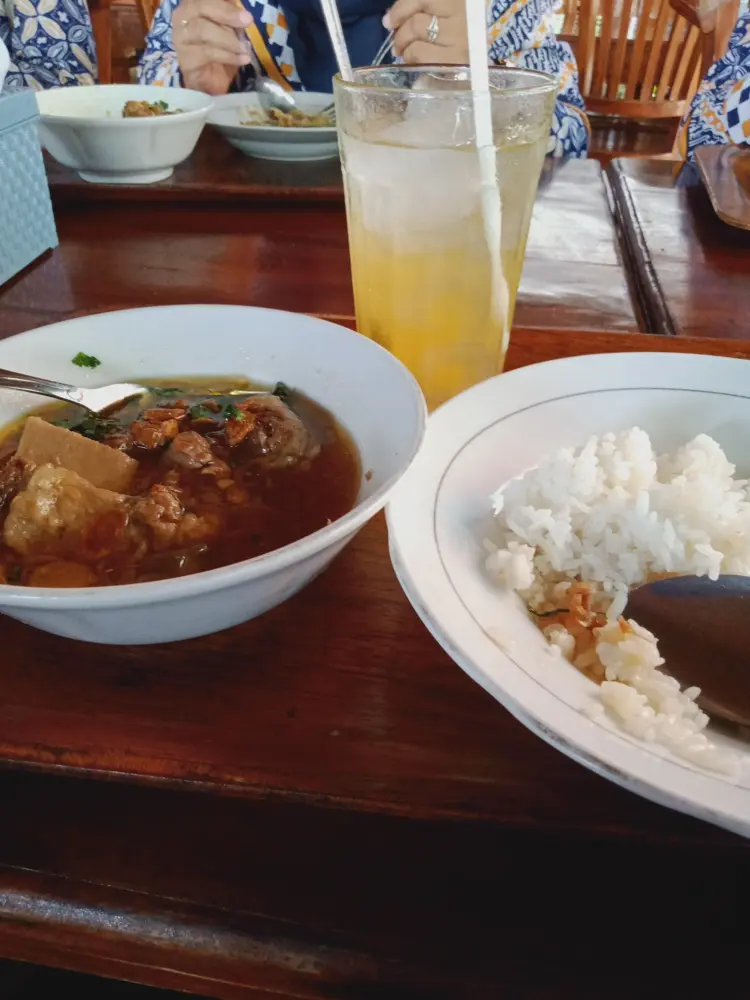 Dapur Solo Hj. Indrat (Edutorium UMS) 2