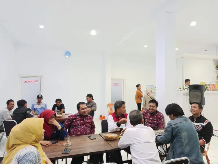 Warkop Triple 3 Coffee Rappang 6