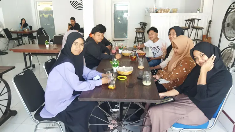 Warkop Triple 3 Coffee Rappang 3