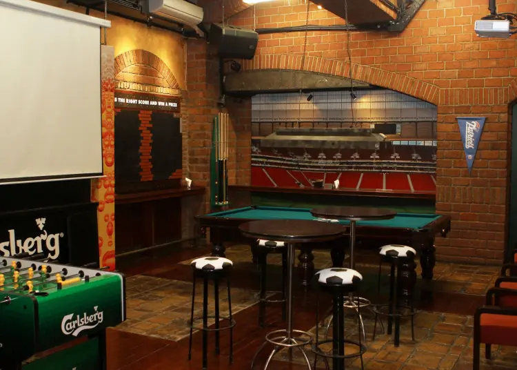 B.A.T.S. Bar and Restaurant 8