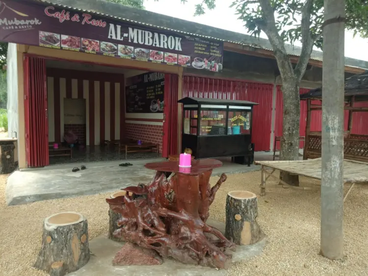 CAFE & RESTO AL-MUBAROK 1