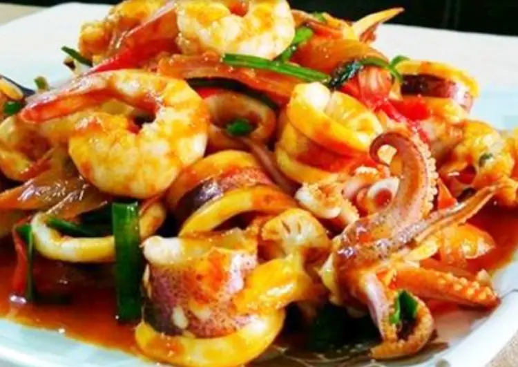 CAFE & RESTO AL-MUBAROK 5