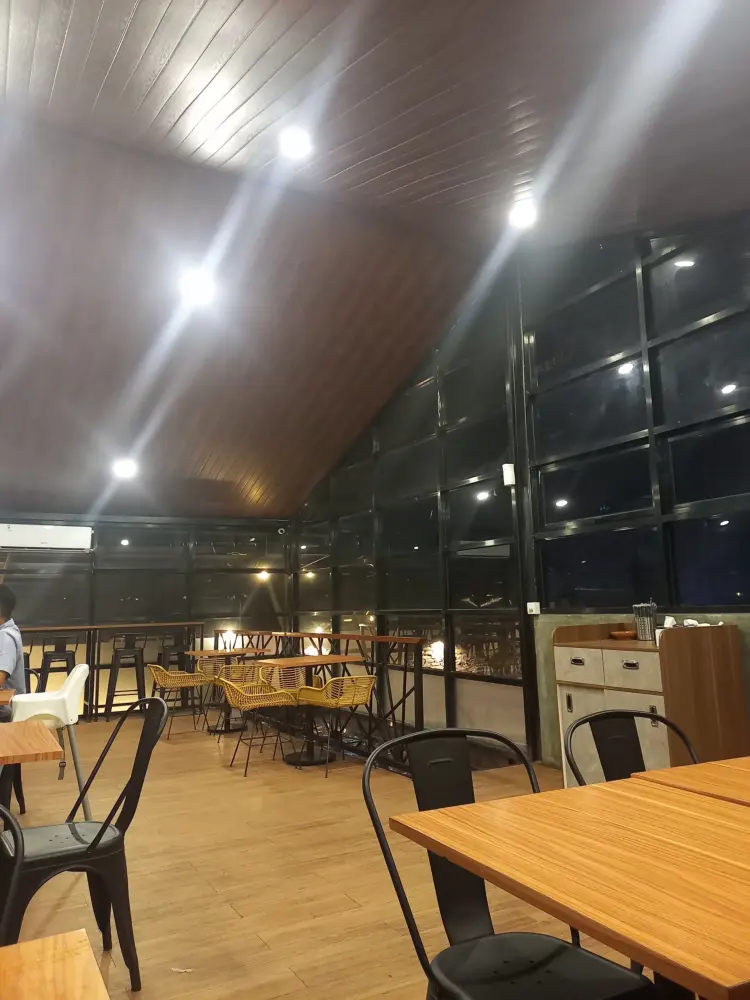 Full Space ( Coffee & Eatery ) 2