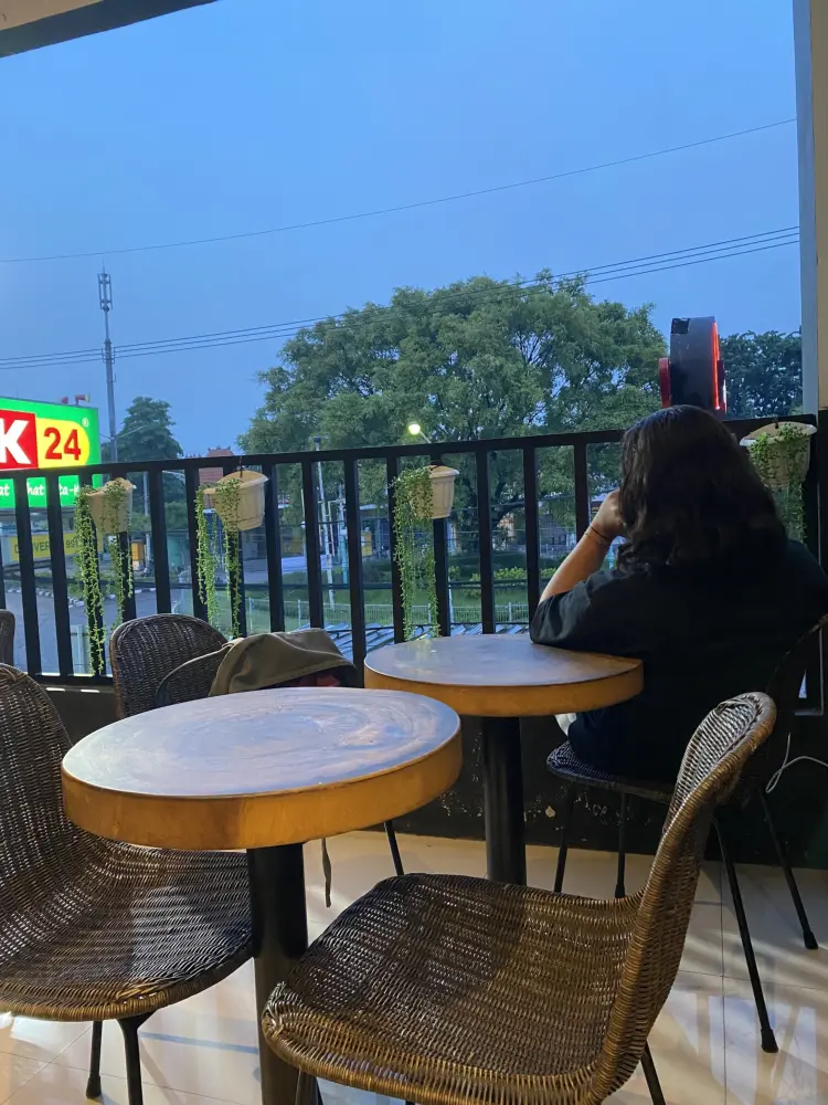 Kopi Kenangan - Ruko Gresik Kota Baru 2