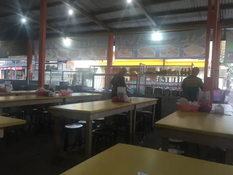 Rumah Makan Mega Laut 4