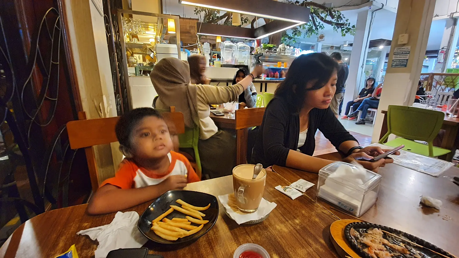 Anak kuliahan Malang, ngaku deh! Siapa sih yang masa mudanya nggak ada Lai Lai? 7