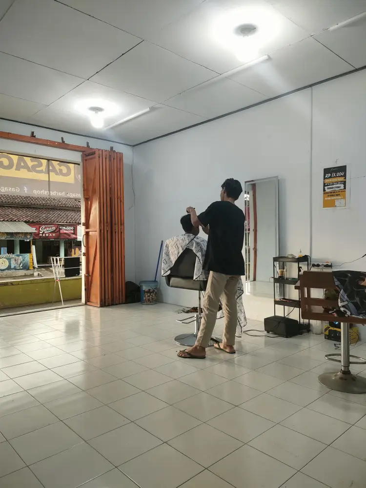 GASAGA BARBERSHOP 1