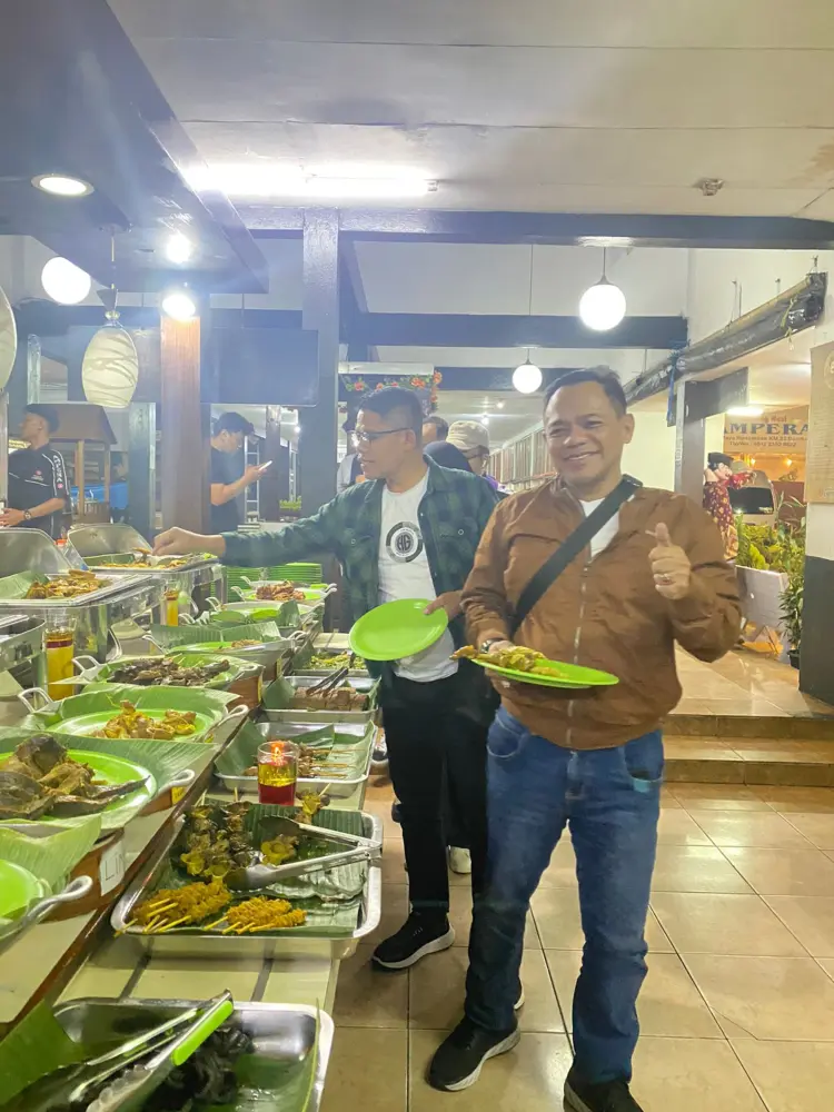 Warung Nasi Ampera 10