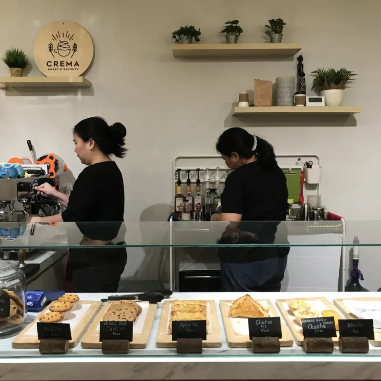 Kopi 18k, Dimsum 10k, spot Nongkrong 'ngumpet' di Yadong ini jadi level dewa gara-gara onigiri telurnya! Anjay