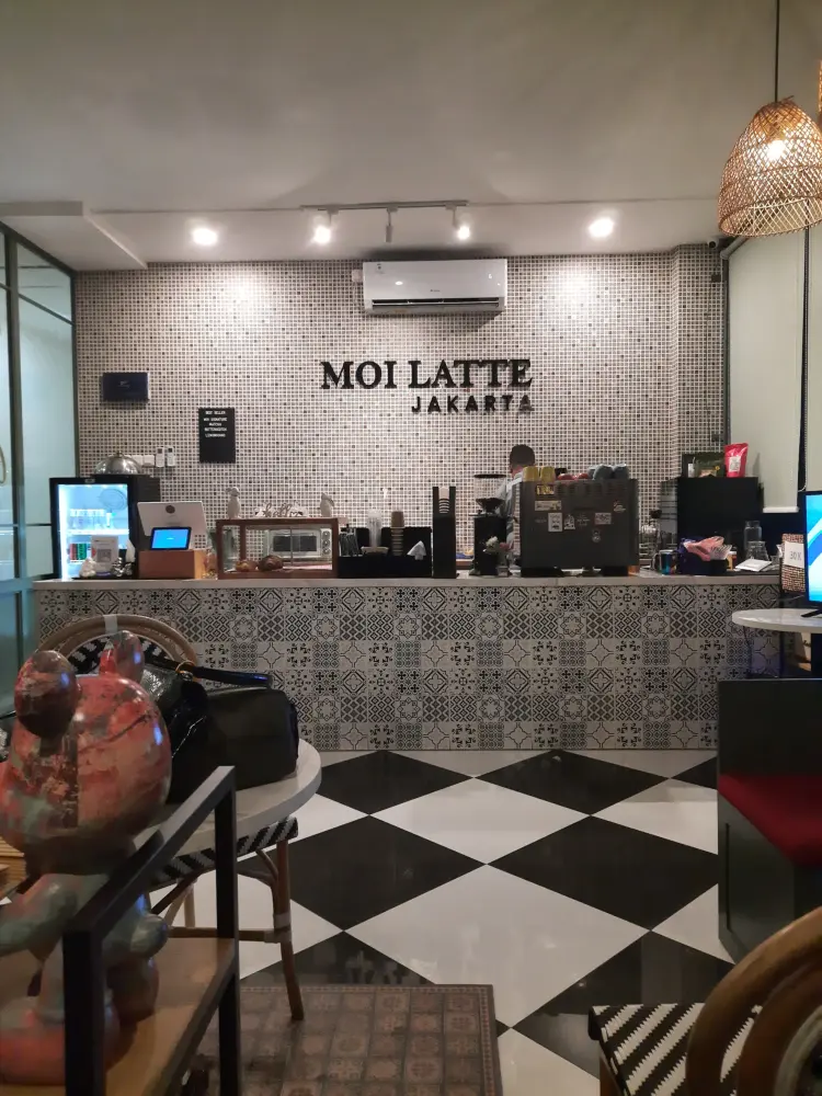 Moi Latte Cafe 2