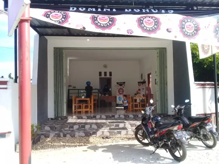 DOMINI DONUTS 1