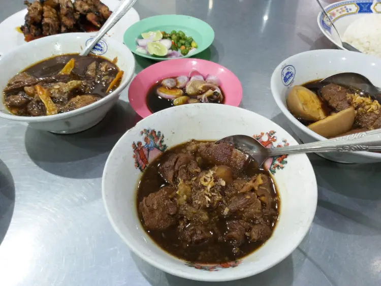 WM Kelengan Sate Babi 3