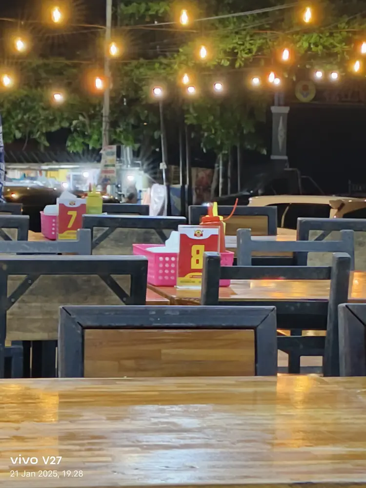 Kampoeng Kuliner Makassar - Antang 7