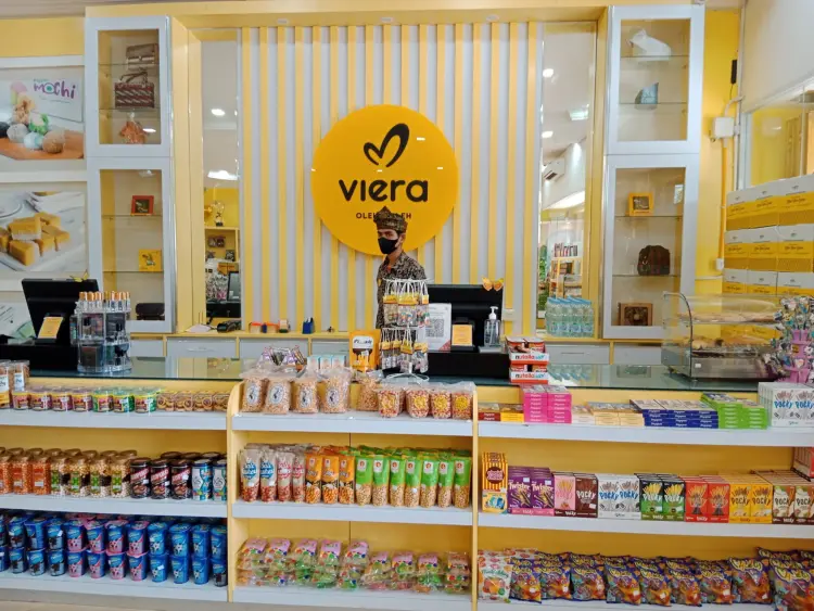 Viera Oleh-Oleh Jalan Riau 3