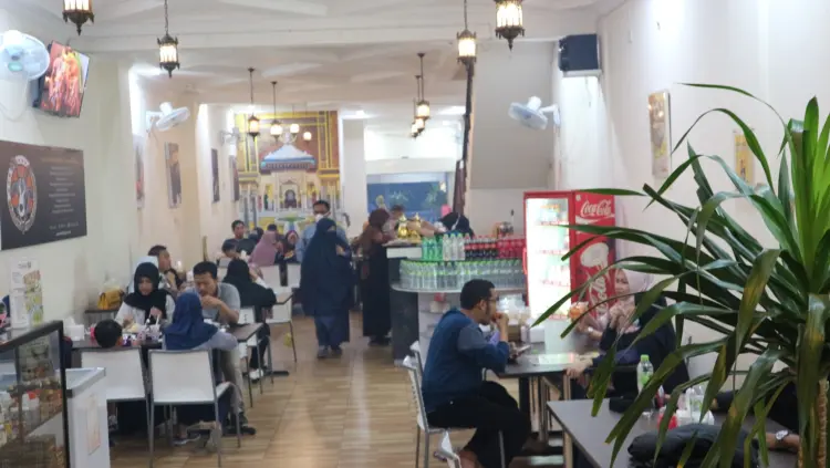 Rumah Makan Kairo Khas Timur Tengah Balikpapan 9