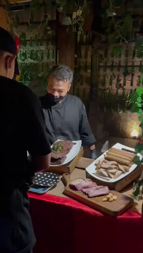 三宝垄这家外国人扎堆的院子,食物竟然是最大雷区? 6