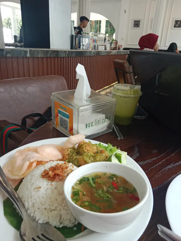 Village Cafe Padangsidimpuan 5
