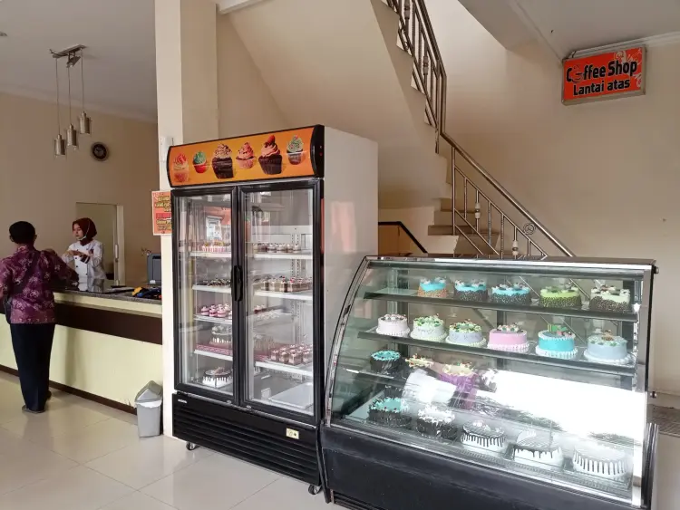 Tulip Bakery, Cakes & Coffee Shop 9