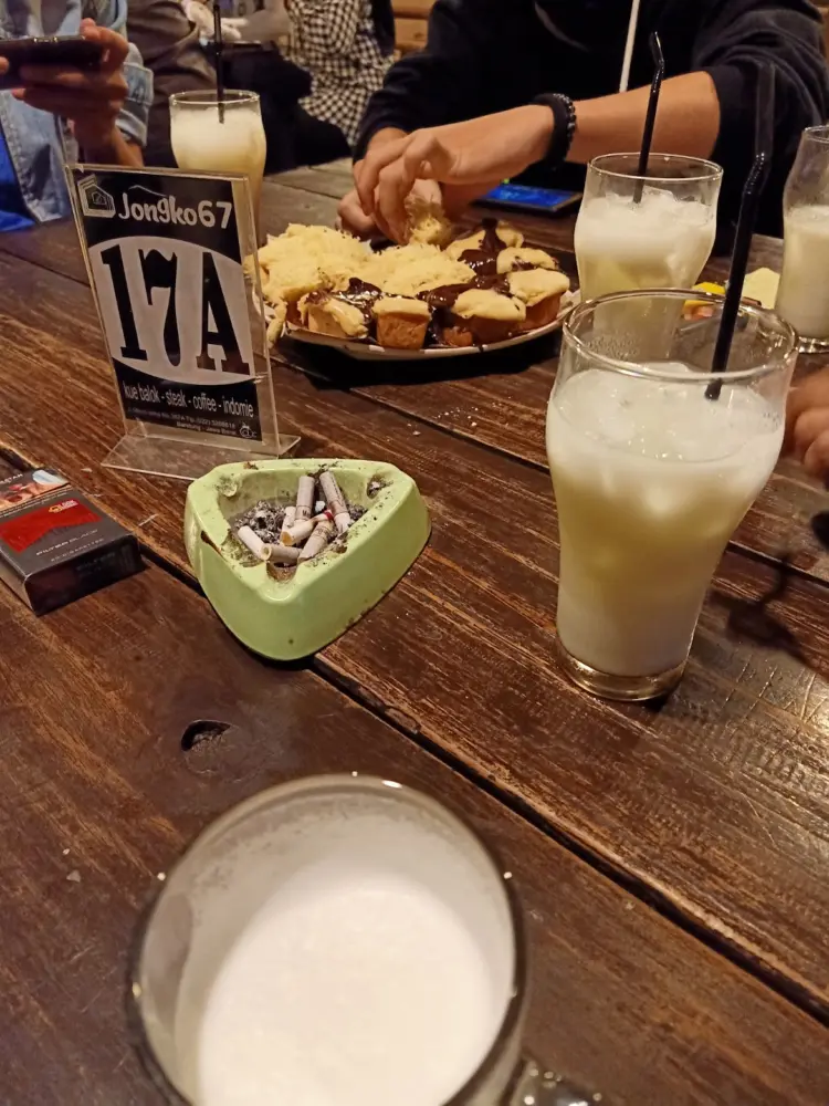 Jongko 67 KUE BALOK & KOPI 9