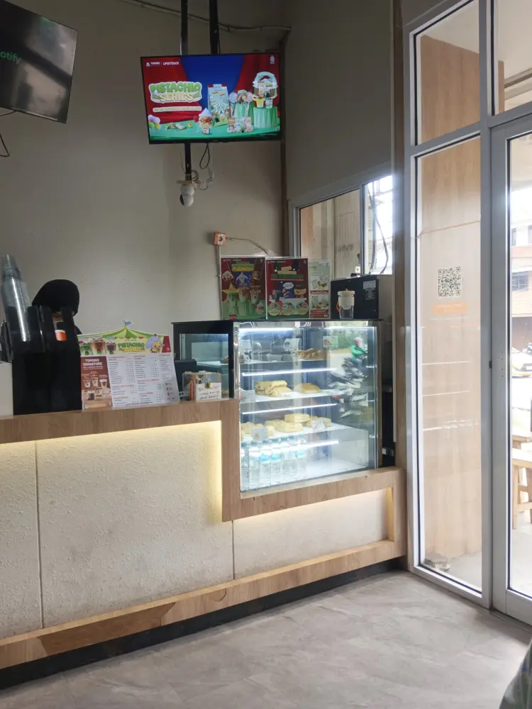 TOMORO COFFEE - Beringin Raya 2