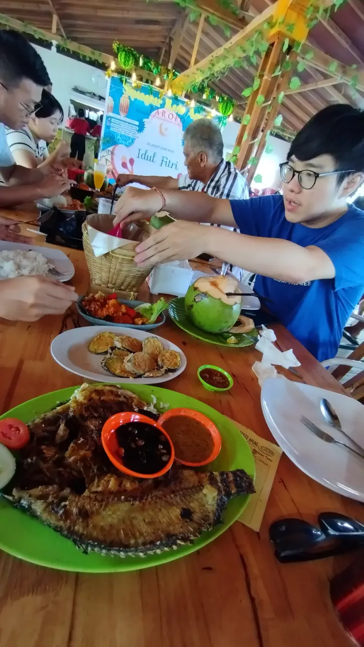 Sipangkar Resto Apung Paropo 4