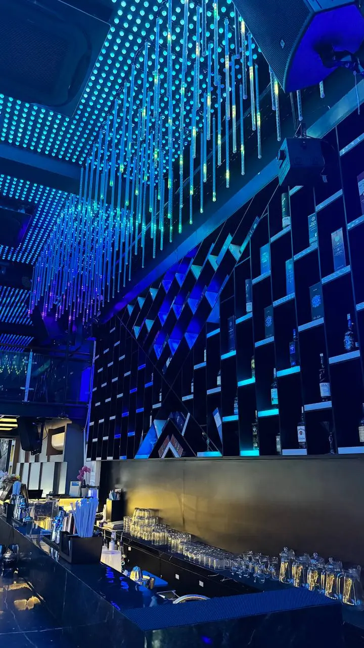 No place to Chill in East Jakarta? This perfect 5.0 Lounge is ready to challenge 3