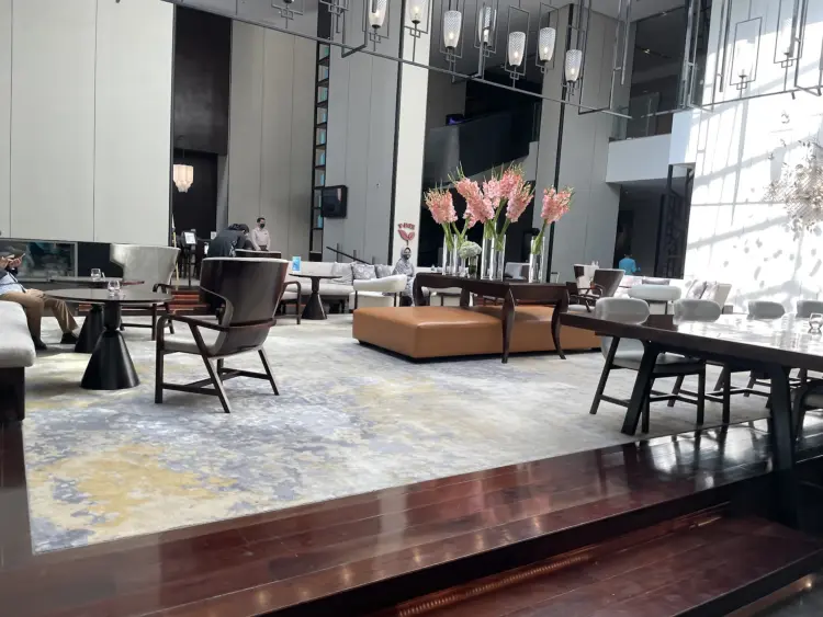 Sadrasa Kitchen & Bar 7