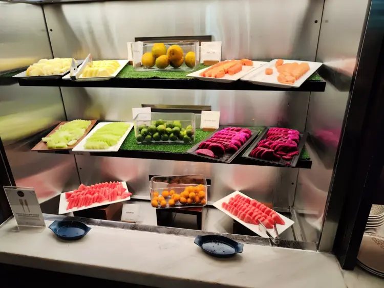 Sadrasa Kitchen & Bar 10