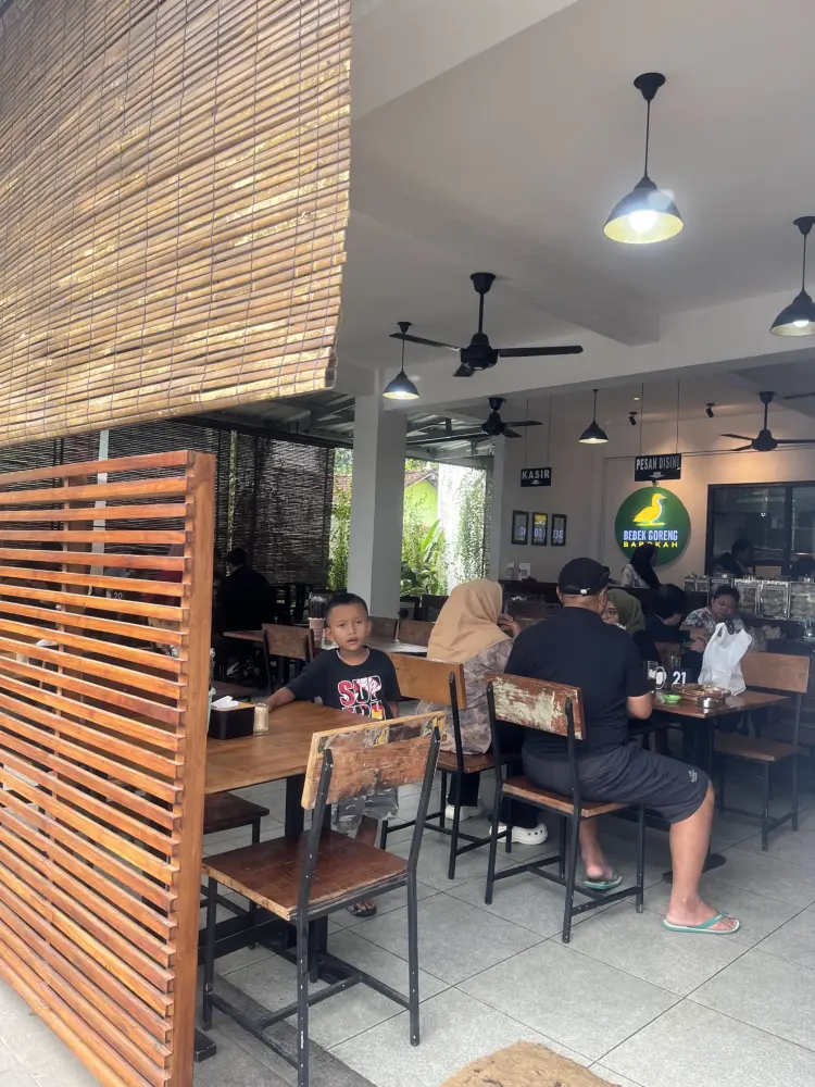 Bebek Goreng Barokah Pati 9