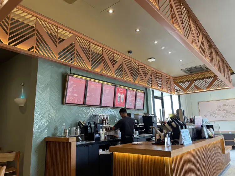 Starbucks Lapangan Tembak 2