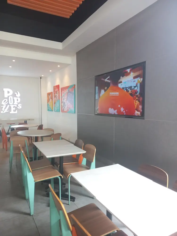 Popeyes Cut Meutia Kirana 6