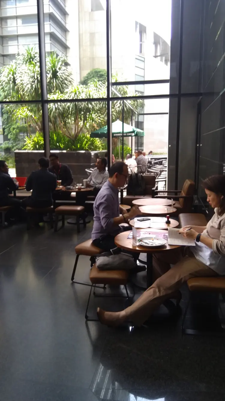 Starbucks Chase Plaza 2