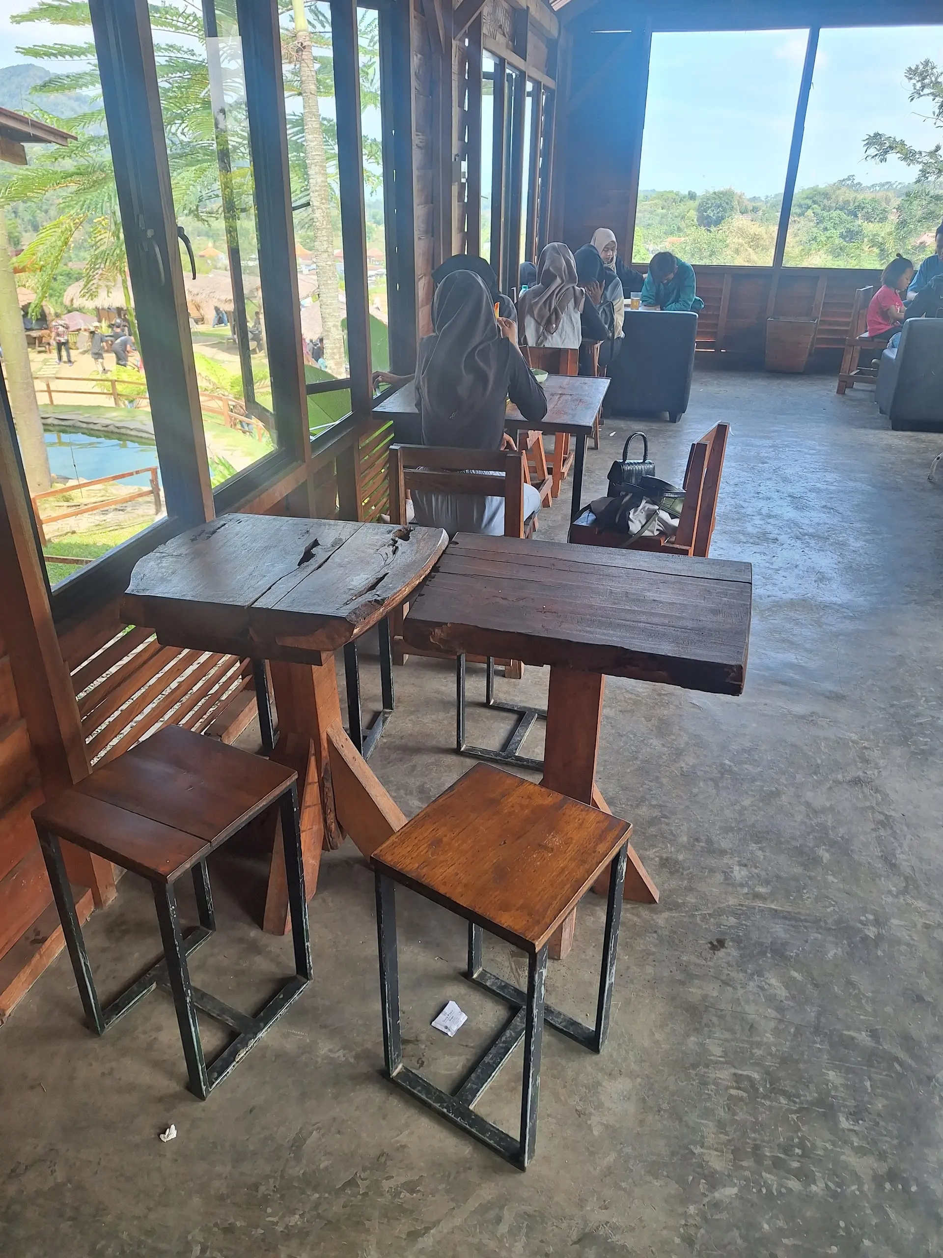 Google 4.6分的山顶咖啡馆，味道真的配得上风景吗？ 8