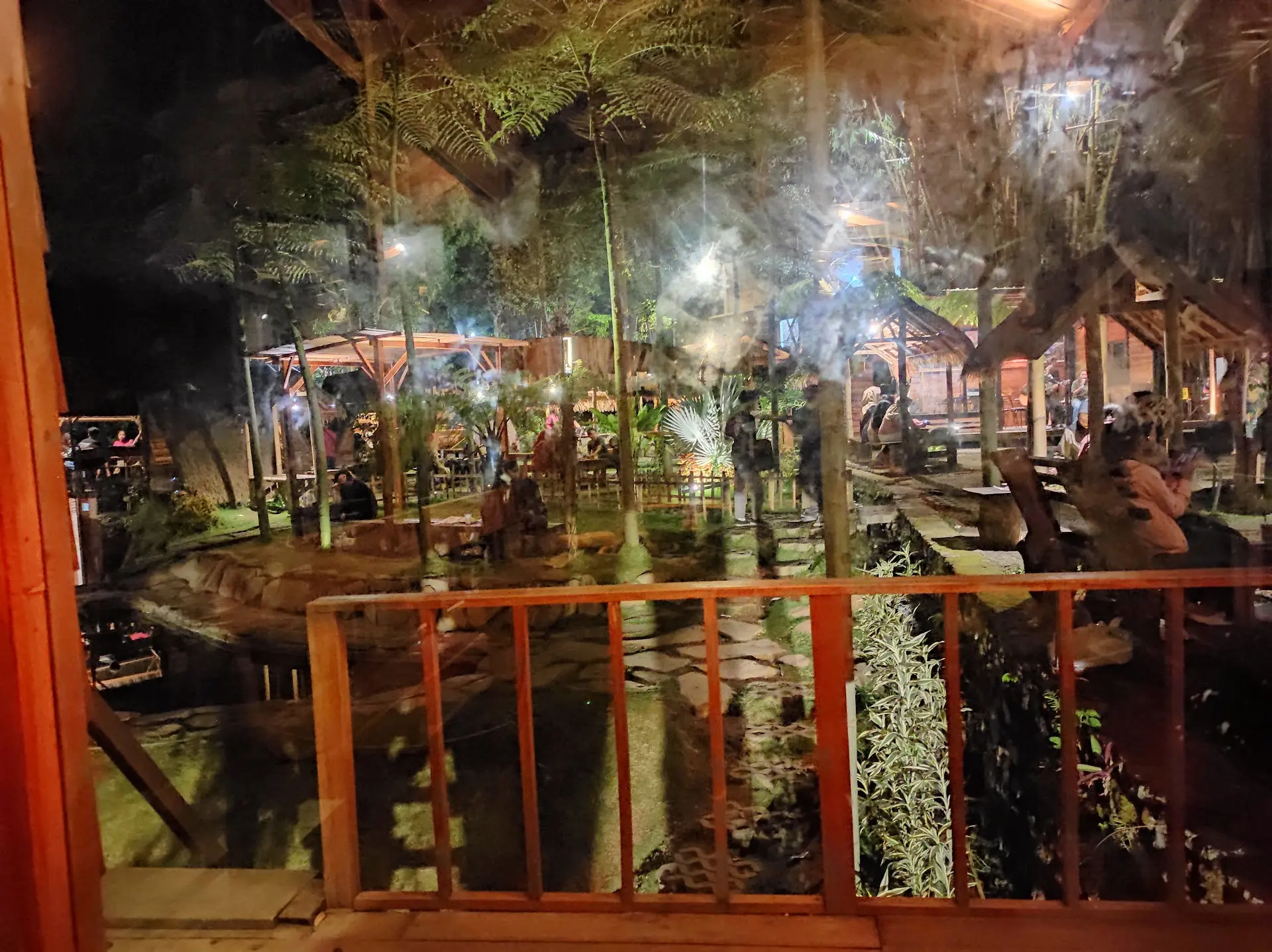 Google 4.6分的山顶咖啡馆，味道真的配得上风景吗？ 6