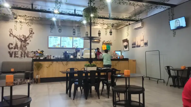 CAVEIN coffee & pool 3