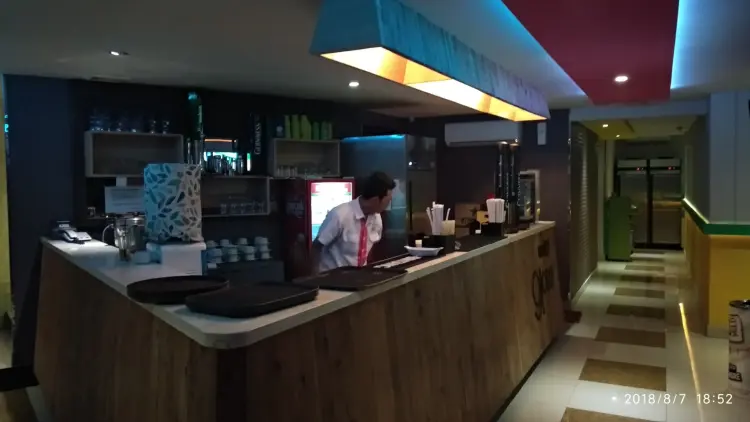 Melly Glow Cililitan (PGC) Jakarta 6