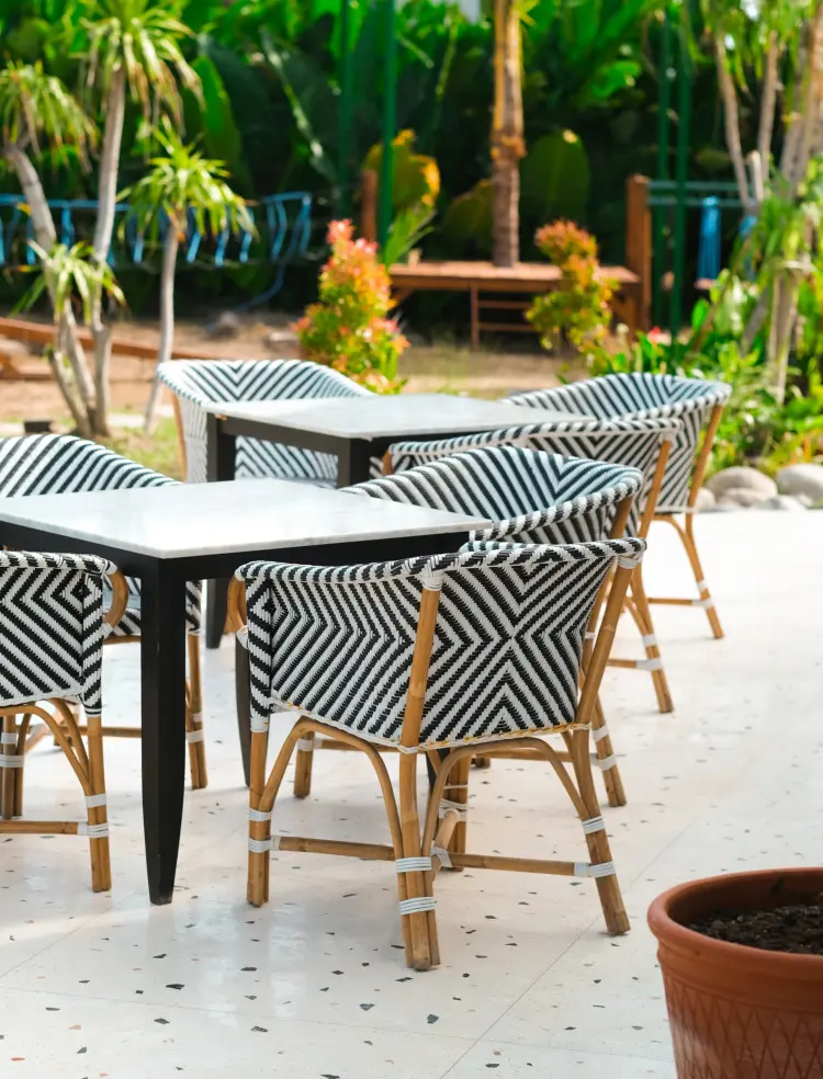 Dolan Restaurant & Park 3