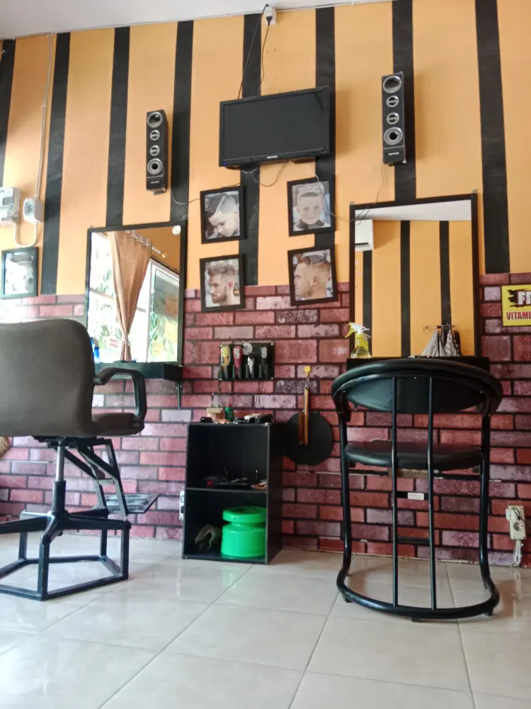 Maco Barbershop 1