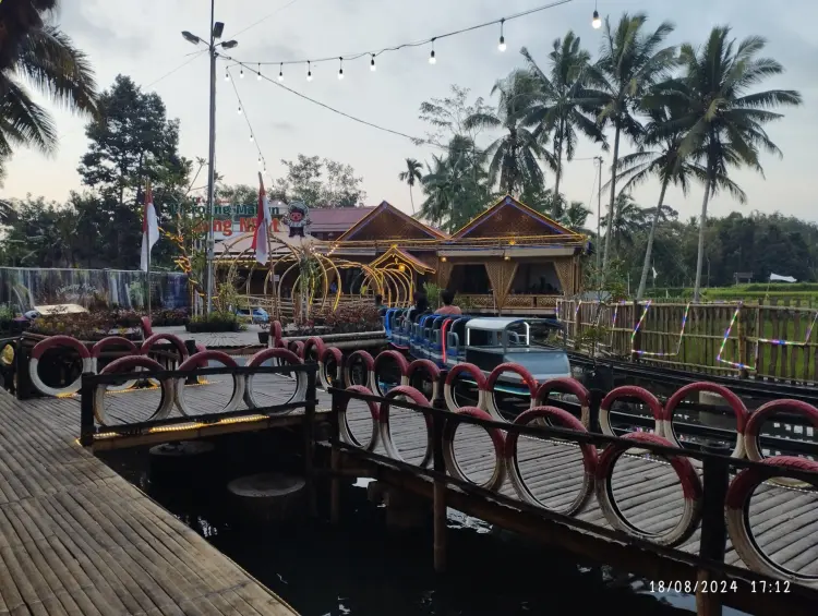 WARUNG MAKAN BANG NDUT 4