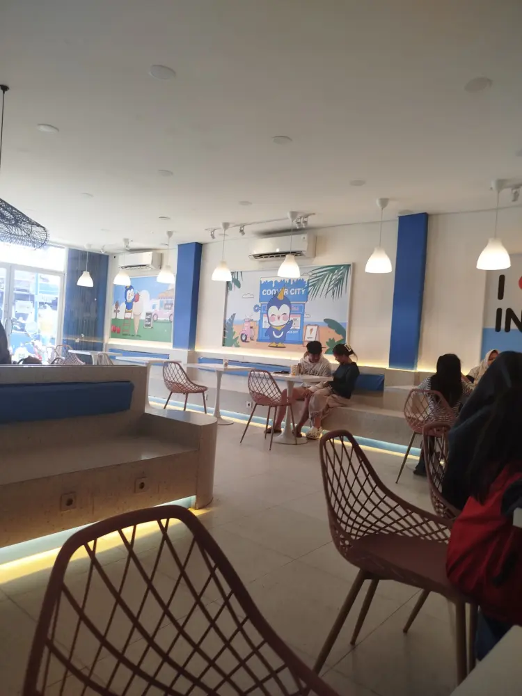 Cooler City Ice Cream & Tea Peninggilan 5