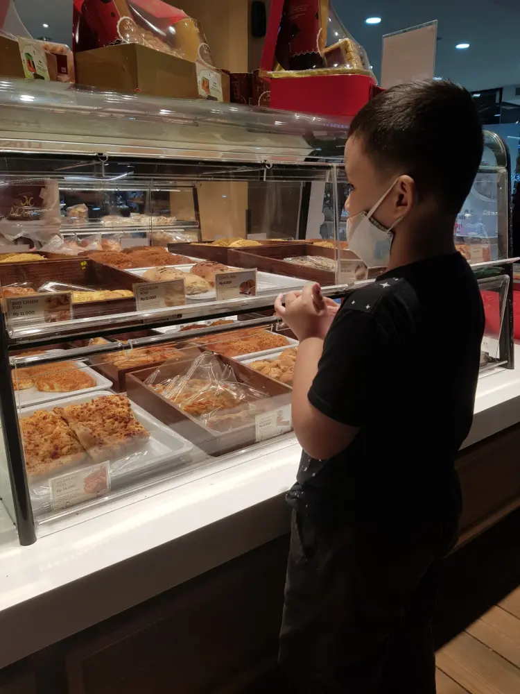 JCO COFFEE & DONUTS MARGO CITY 8