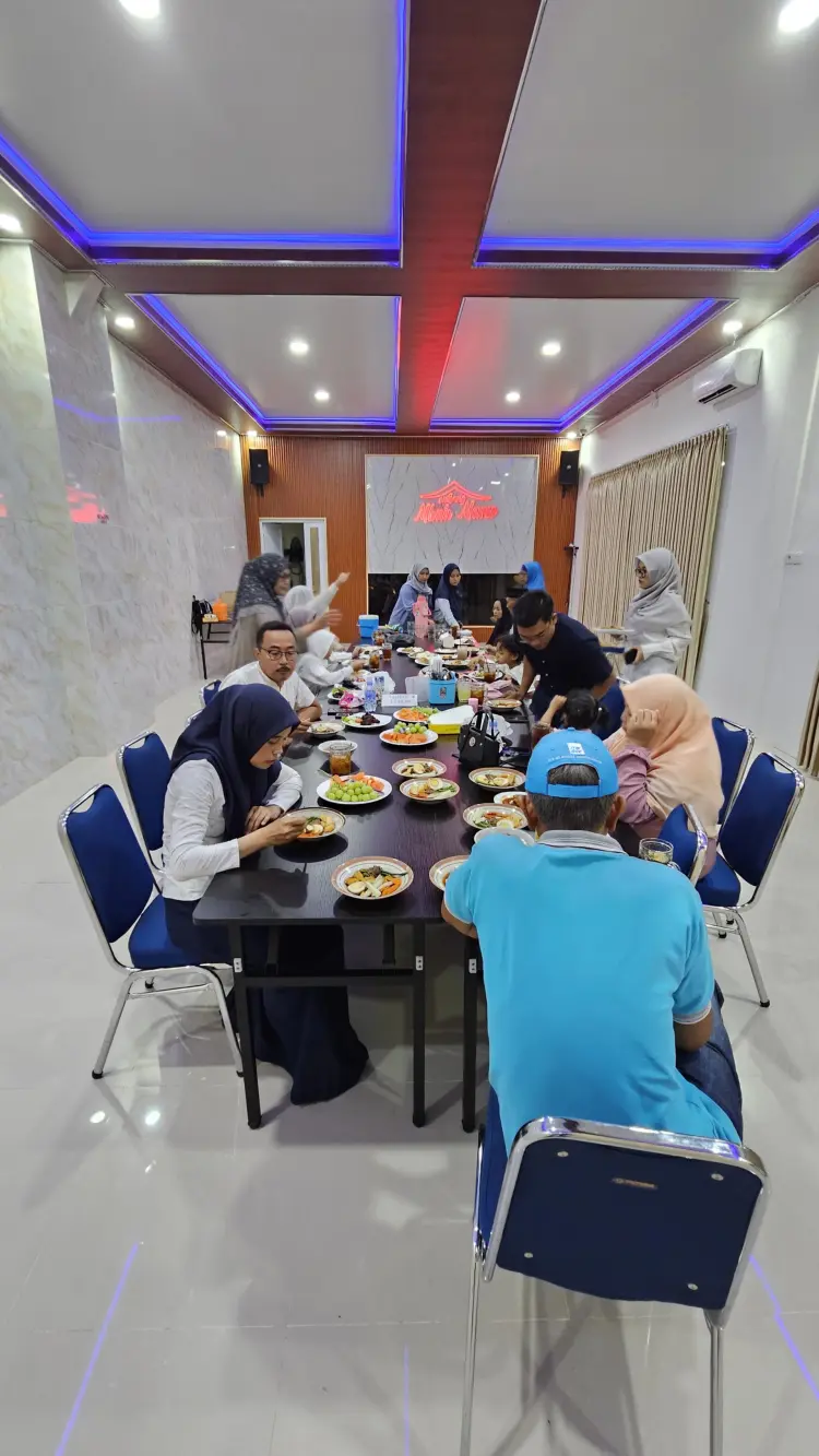 WARUNG MAKAN MBAH MARSO 8