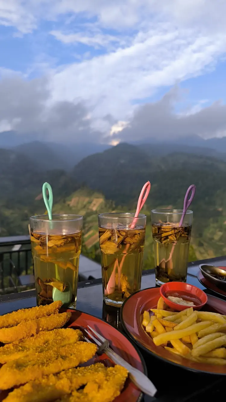 Cafe Hope Van Java 1