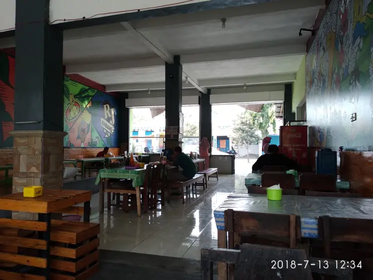 RJ "Rindang Jaya" warung&musik STUDIO 7