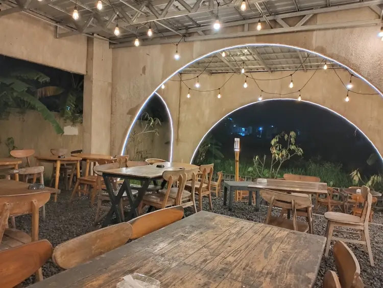 Sunset Coffee & Eatery 9