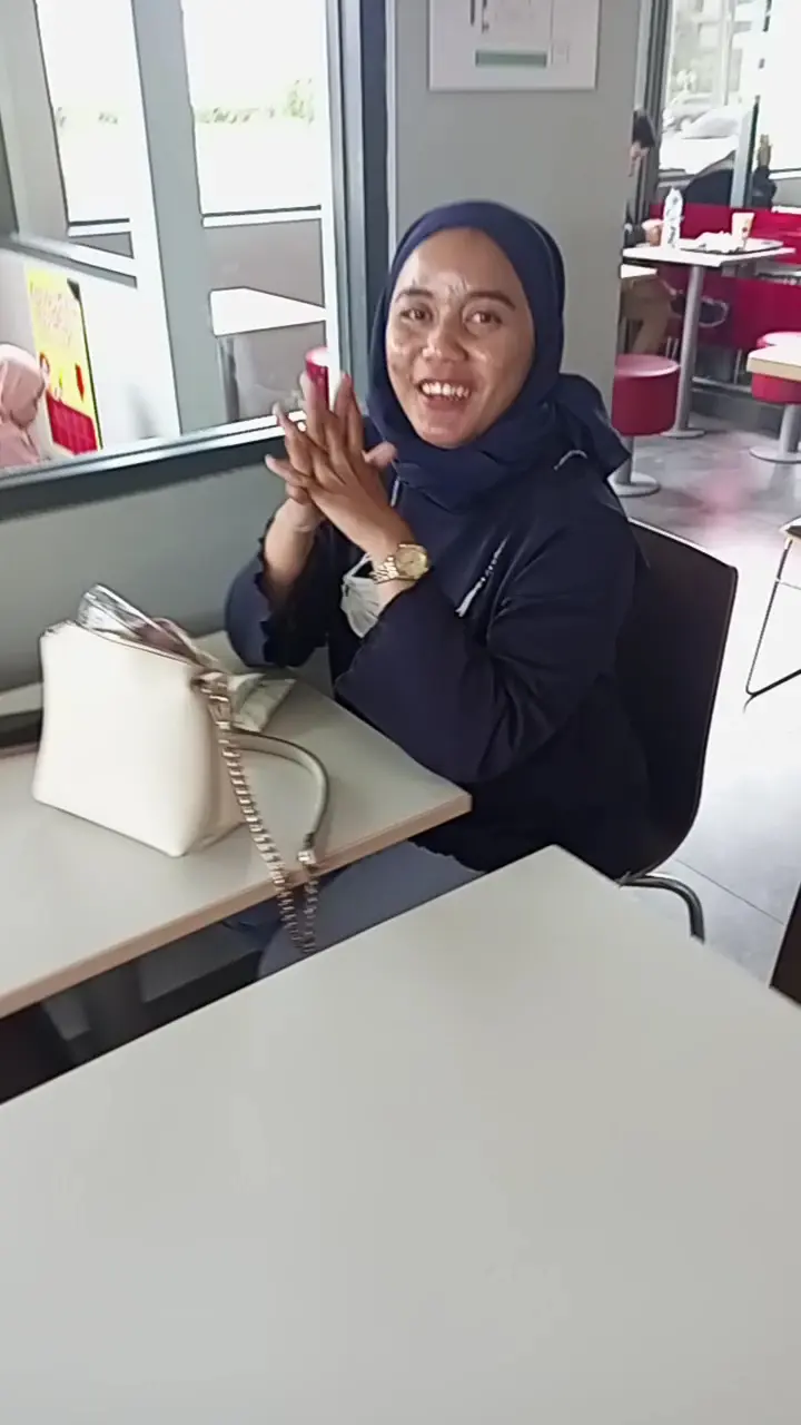 McDonald's Metland Transyogi Cileungsi 3