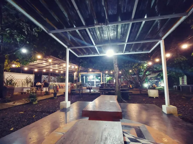 BOSKAI CAFE GARDEN 1